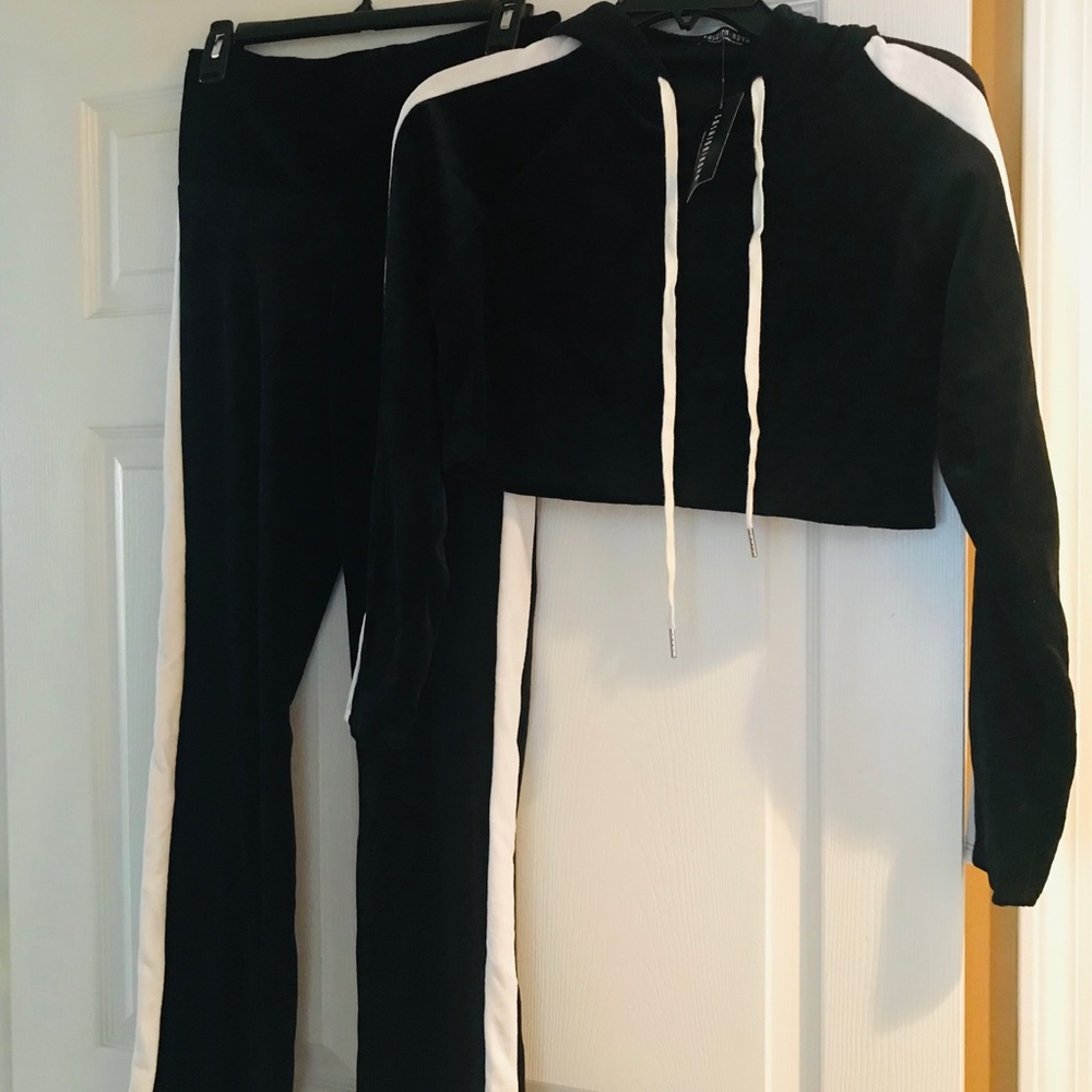 Fashion Nova Jogger Set